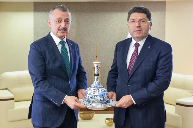 Bakan Tunç'tan Kocaeli'den Başkan Büyükakın'a ziyaret