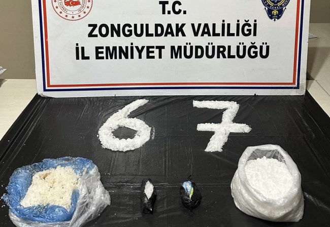 Zonguldak Merkez’de 1, Alaplı’dan 750 gram uyuşturucu yakalandı