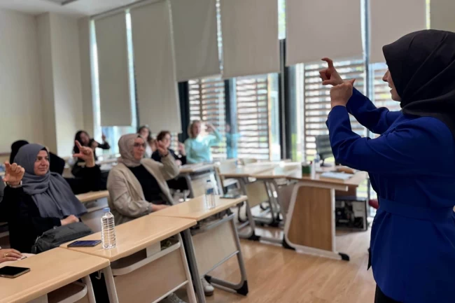 Sakarya SGM'de işaret dili eğitimleri başladı