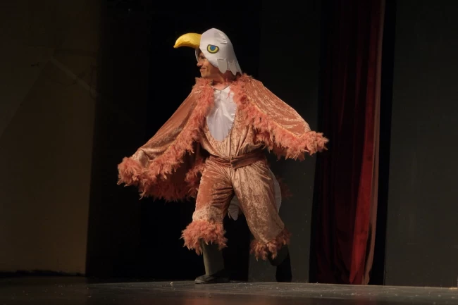 Tiyatronun coşkusu Bursa'yı sardı