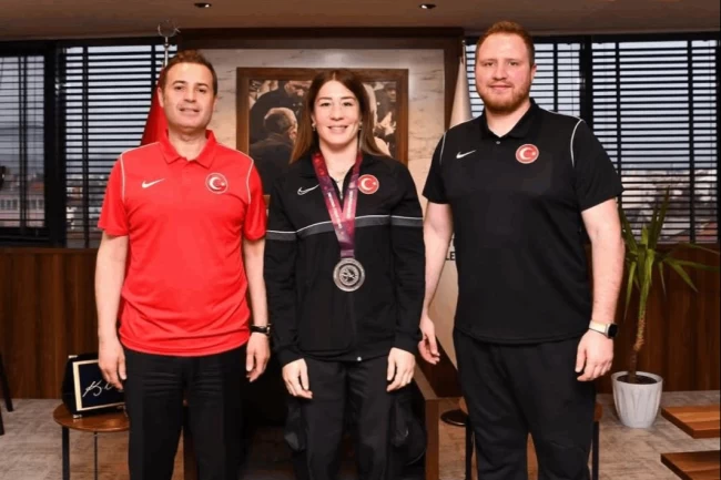 Balıkesir'in gururu yuvasına döndü