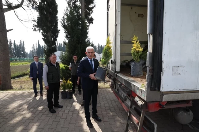 100 bin fidan kardeş ülke için yola çıktı