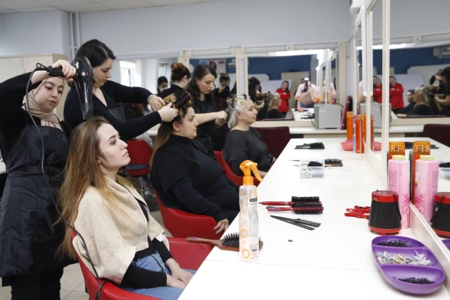 İstanbullularla buluşturan 'Enstitü'