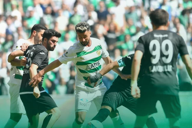 Bursaspor şampiyonluğu kupayla taçlandırdı... Cumhurbaşkanı Erdoğan'dan şampiyonluk tebriği