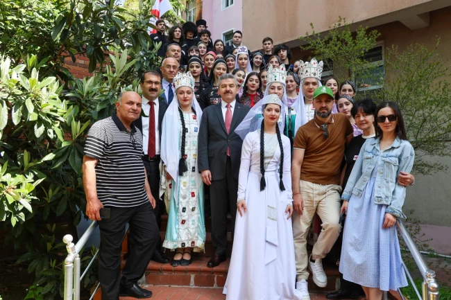 Artvin Valisi Ergün, dost ve kardeş ülke Gürcistan'ın çocuklarını unutmadı