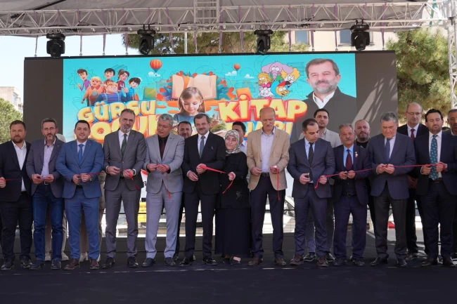 Bursa Gürsu'da çocuk kitap fuarı kapılarını açtı