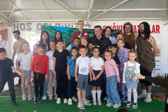 Tiyatro Kasaba'dan Yenimuhacır'da unutulmaz çocuk oyunu