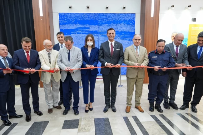 Mesir Festivali coşkusu Devrim Erbil'in sergisiyle başladı