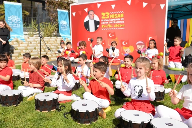 Bursa Nilüfer'in kreşlerinde 23 Nisan coşkusu