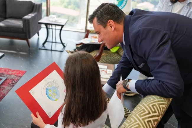 Manisa Arden ve İkra Miray'a emanet