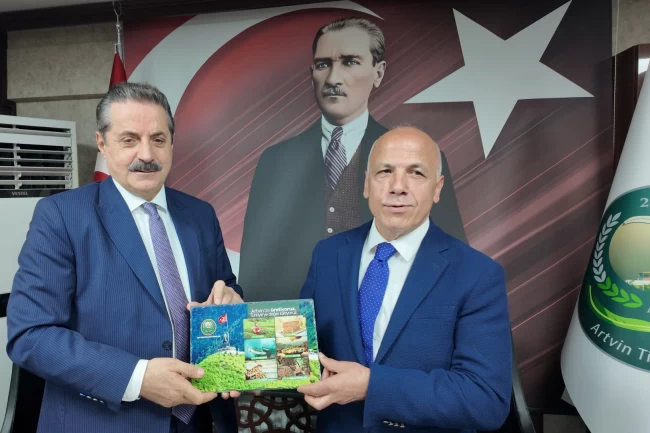 Faruk Çelik'ten Artvin Ticaret Borsası'na ziyaret