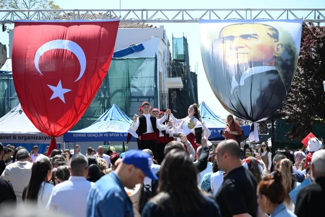 7 ülkeden çocuklar Edirne'de buluştu
