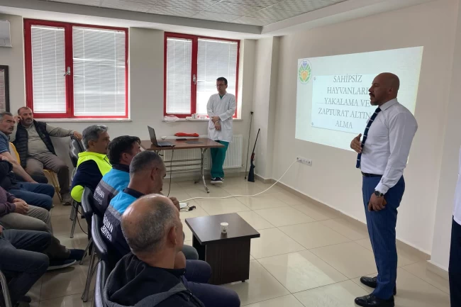 Malatya Büyükşehir'den sahipsiz hayvanlara yaklaşma eğitimi