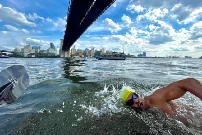 'Okyanusların Fatihi' İzmirli yüzücü hedefine adım adım yaklaşıyor