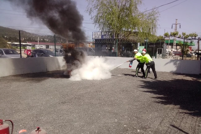 Kocaeli İtfaiyesi'nden polislere yangın eğitimi