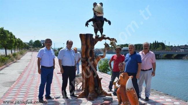 GÜLÜÇ SAHİLİ ŞENLENİYOR