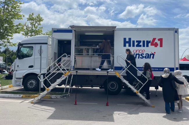 Hızır 41, Kariyer Fuarı'nda afet hazırlıklarını tanıttı