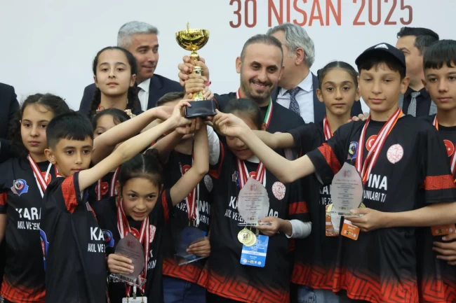 Konya'da 6. Akıl ve Zeka Oyunları yarışması büyük heyecana sahne oldu