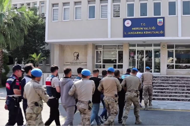 Mersin'de dev uyuşturucu operasyonu... 112 torbacı yakalandı!