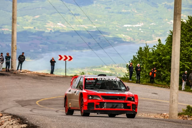 Tırmanma Şampiyonası Kartepe'de sürüyor