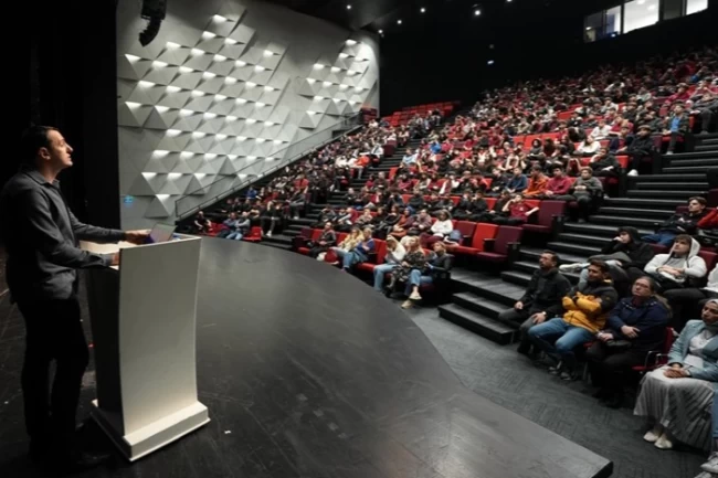 Büyükşehir'den deprem ve afet yönetimi söyleşisi