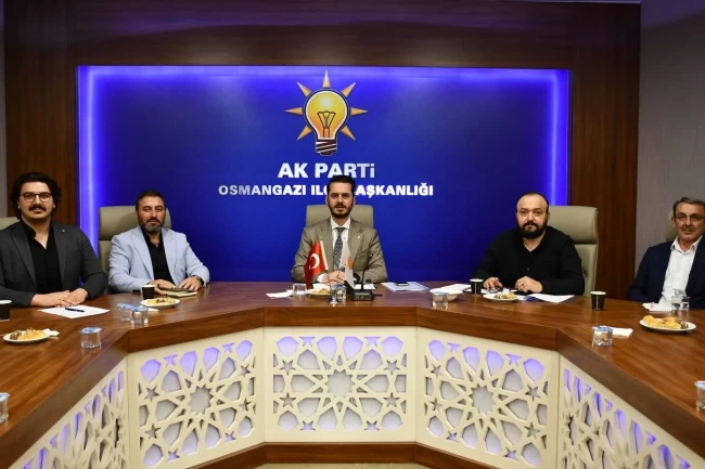 Bursa Osmangazi'de AK Parti Mahalle Başkanlarıyla buluştu