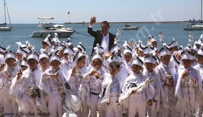 223 ÇOCUK ERKEKLİĞE İLK ADIMI ATTI..