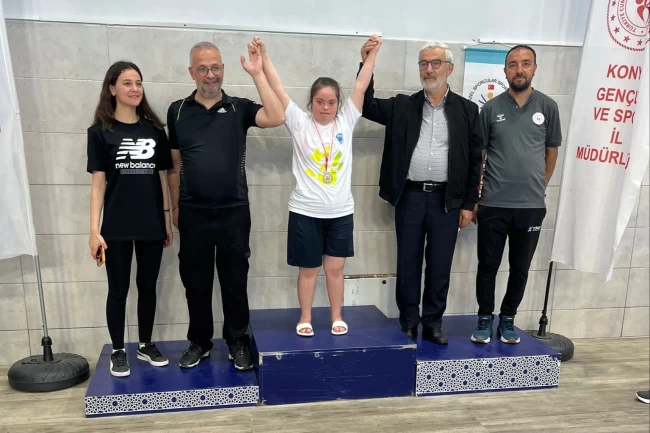 Konya Meram'da yüzmede ilk yarış, ilk zafer