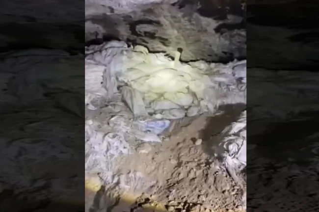 Pençe Kilit'te teröristlere ait mağaraya imha!