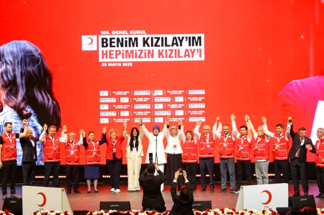 Kızılay'da güven tazeleyen Fatma Meriç Yılmaz'ın yönetiminde kimler var?