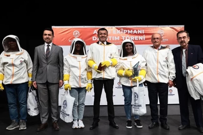 Denizli Büyükşehir'den arıcılığa altın dokunuş