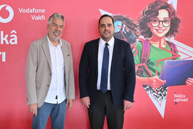 Vodafone Vakfı'ndan gençlere yapay zekâ hamlesi