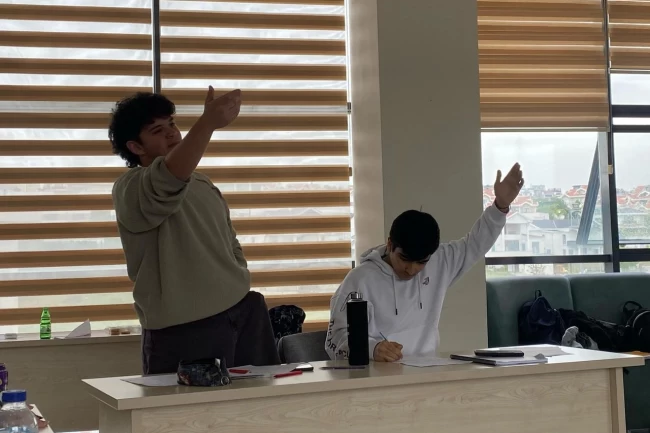 Yeşilay Münazara Turnuvasında Bursa rüzgârı!