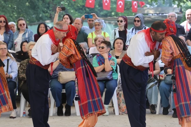 Kocaeli'de hıdırellez coşkusu bu kez Bayraktar'da yaşandı
