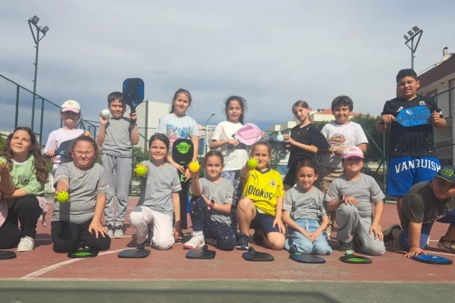 İzmir'de pickleball heyecanı
