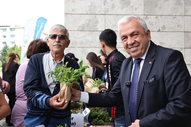 Bursa Nilüfer'de 310 bin fide vatandaşlarla buluşuyor