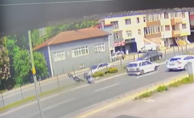 Kdz.Ereğli’de motosiklet sürücüsü takla atarak yaralandı