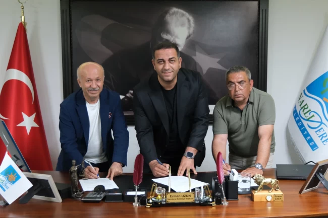 İzmir Narlıdere'de, toplu iş sözleşmesinde imzalar atıldı