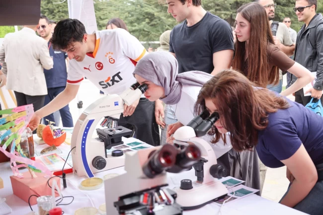 Bilecik'te 3. Bilim ve Kültür Şenliği'ne coşkulu start