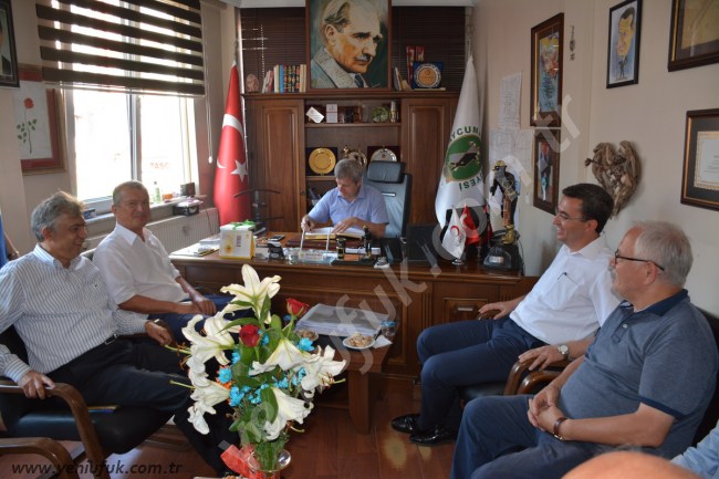 VALİDEN ÇAYCUMA BELEDİYESİNE ÖVGÜ