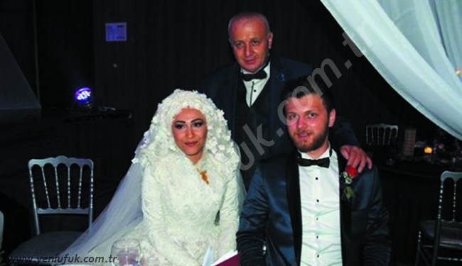 MUHTEŞEM DÜĞÜNLE DÜNYA EVİNE GİRDİLER...