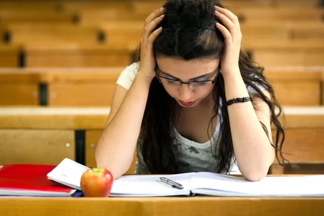 Antalya'da sınav kaygısı yaşayan öğrencilere destek