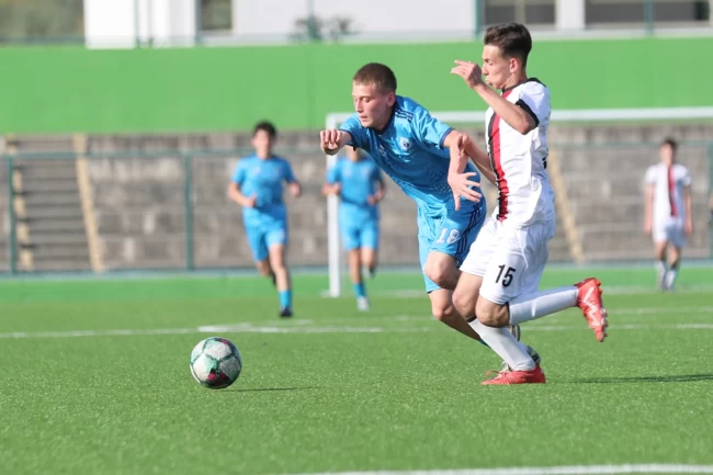 Bursa Gemlik Belediyespor U17 şampiyon oldu