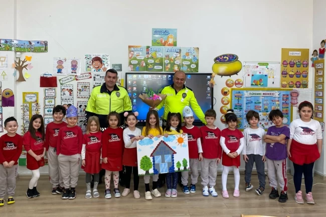 Bursa Gemlik'te miniklere trafik bilinci aşılandı