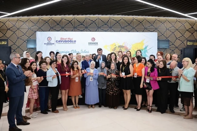 Denizli'de 'Geçmişin Altın İzleri' sergiye çıktı