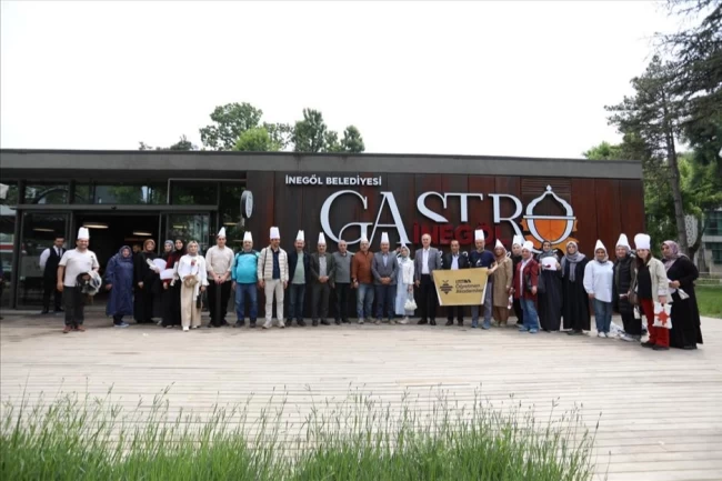 Bursa Öğretmen Akademileri Gastro İnegöl Mutfağı'nda