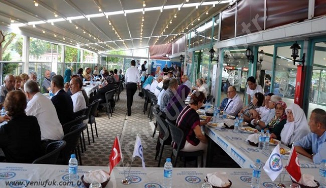 GAZİ VE AİLELERİNE KAHVALTI