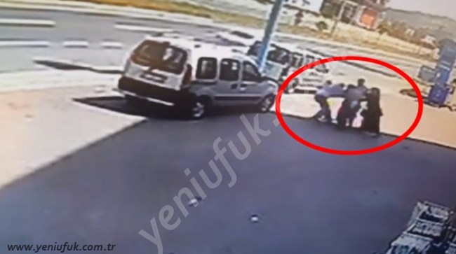 BIÇAKLAMA ANI KAMERALARA YANSIDI!..