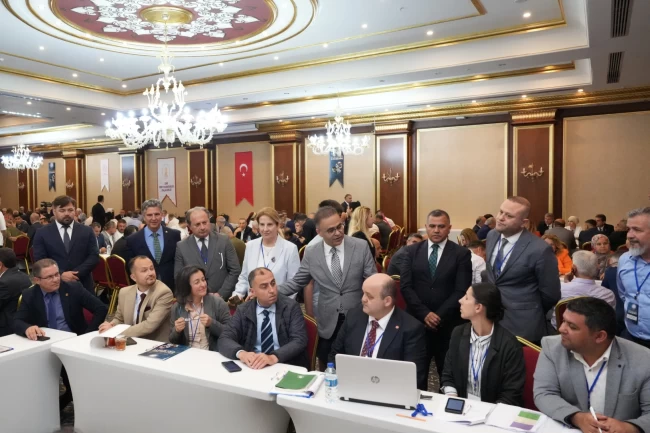 İzmir'de 'mesleki eğitim' çalıştayı