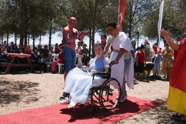 Engelliler Haftası'nda gönüllerince eğlendiler